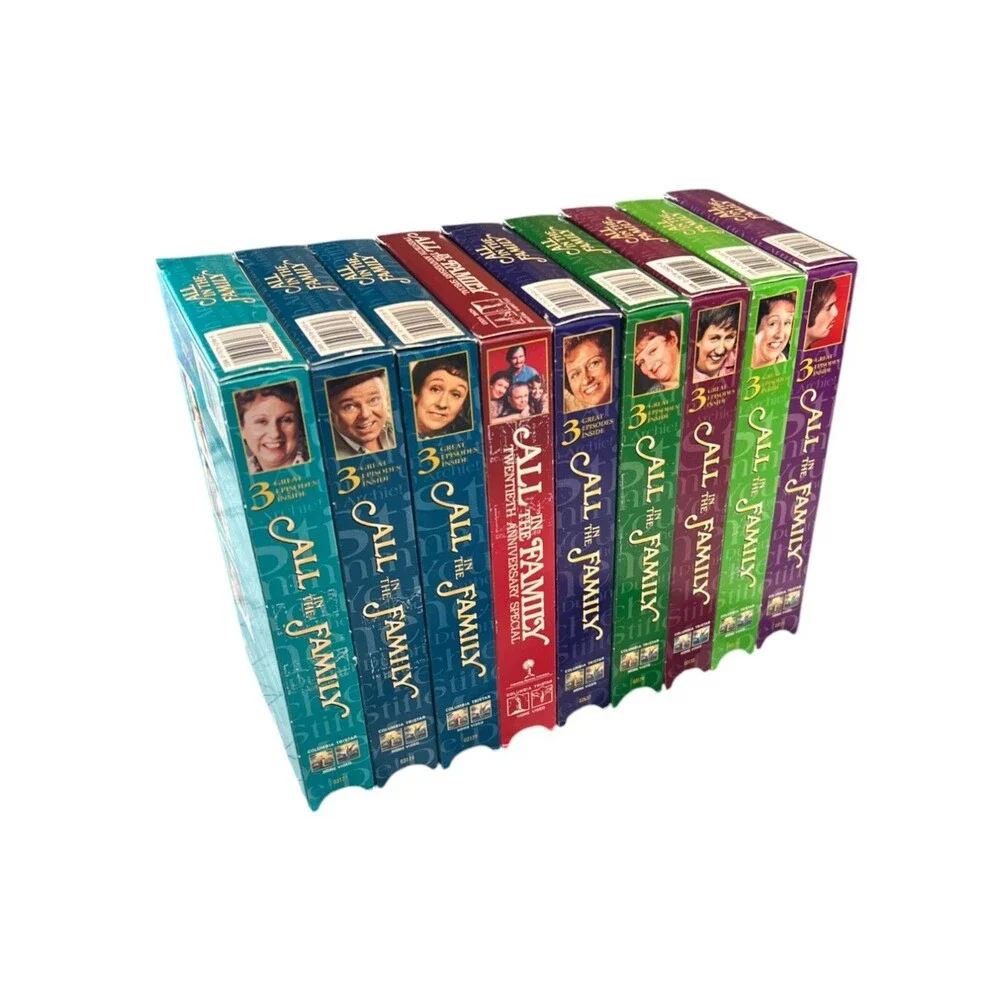 ALL IN THE FAMILY LOT of 9 VHS (25+ EPISODES) 70s TV Show Archie Bunker TESTED